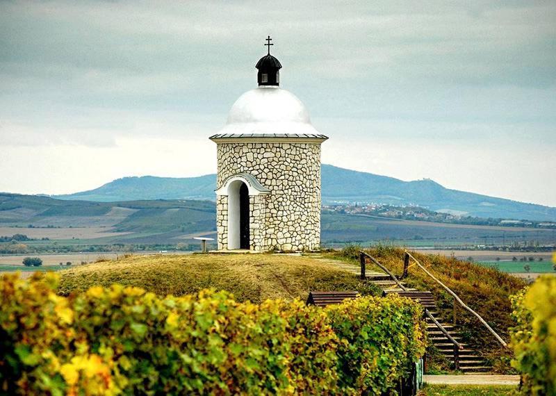 Sklep Vino Strycek Velke Bilovice Exterior foto